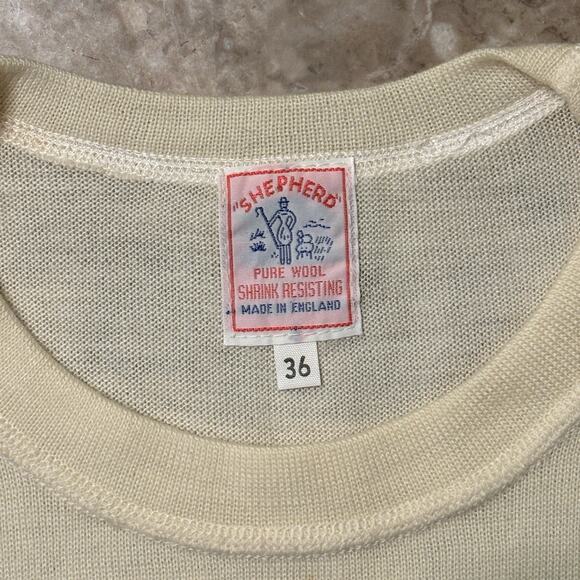 Vintage Shepherd Wool Sweater Mens Small Yellow Long Sleeve Wool Jumper 70s 80s - Picture 1 of 13